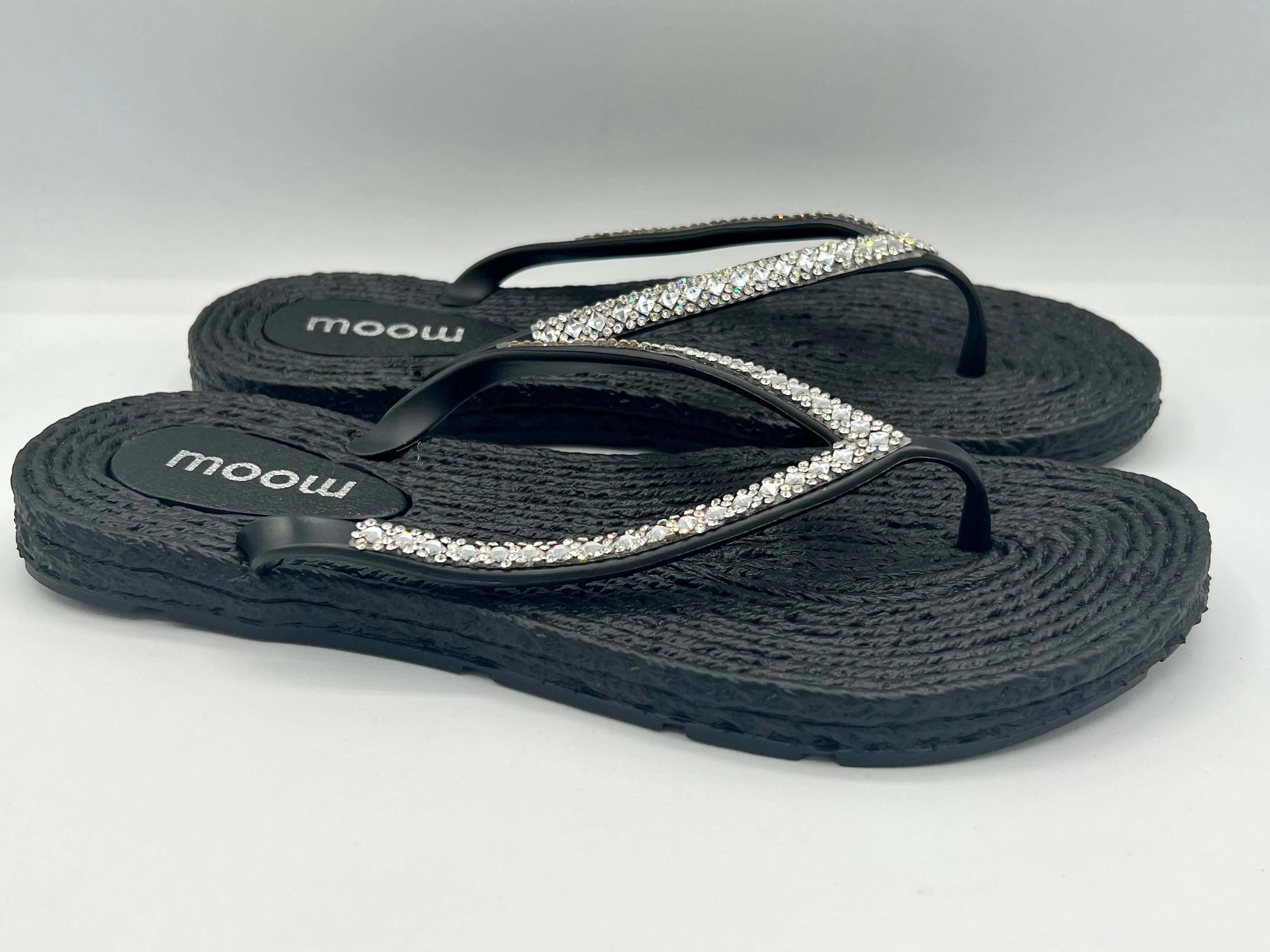 Cherie flip flops - black