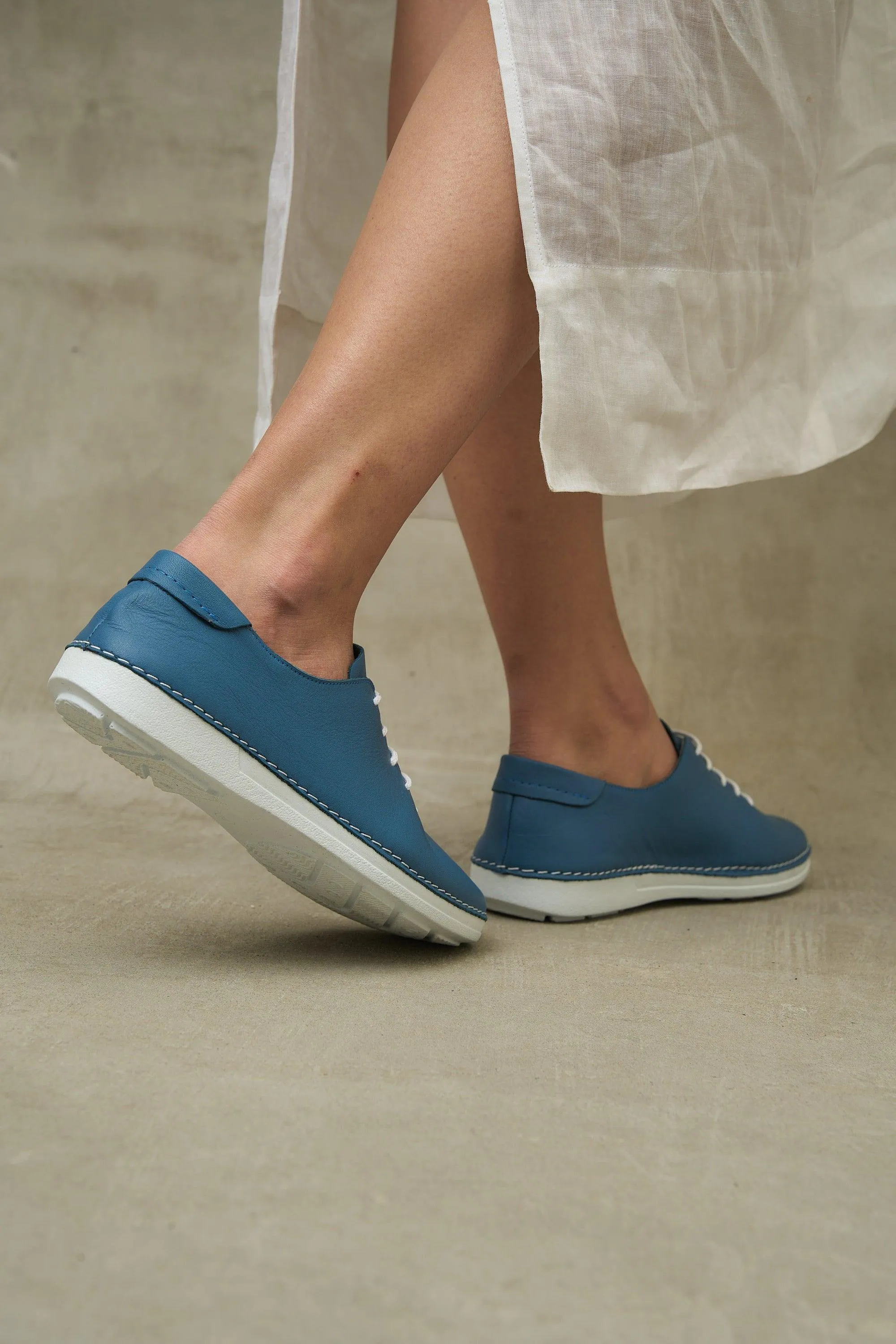 MAITE Sneakers - White
