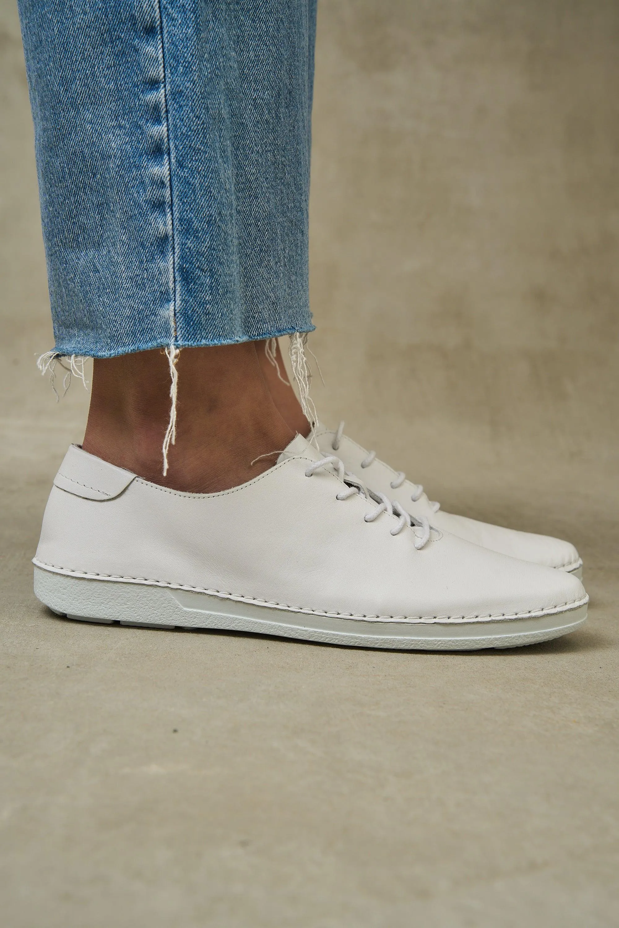 MAITE Sneakers - White