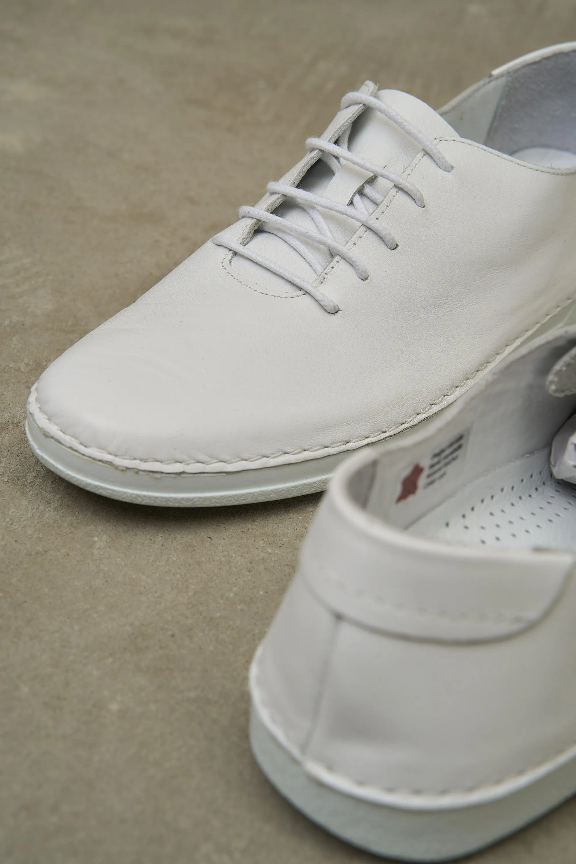 MAITE Sneakers - White