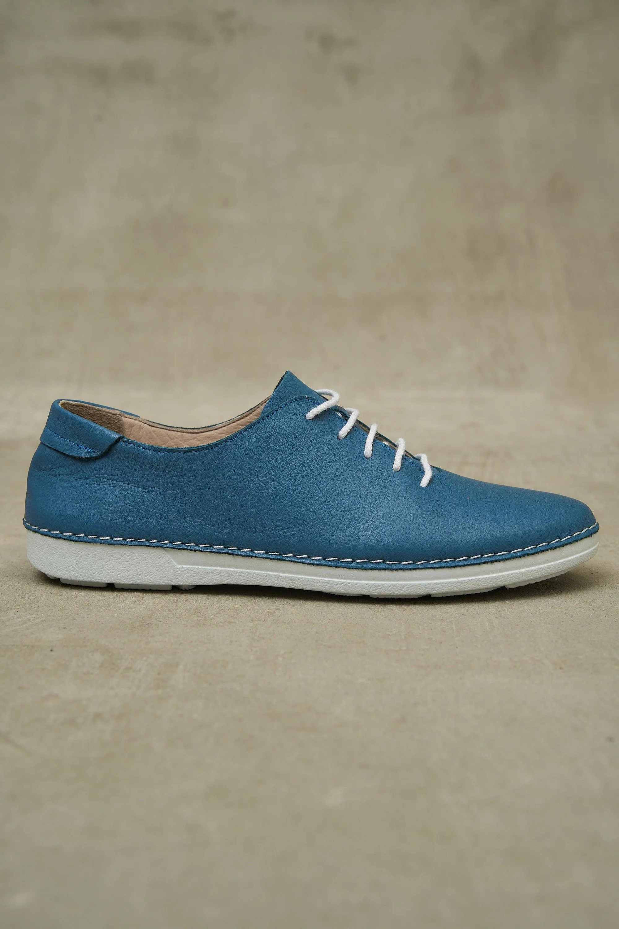 MAITE Sneakers - White