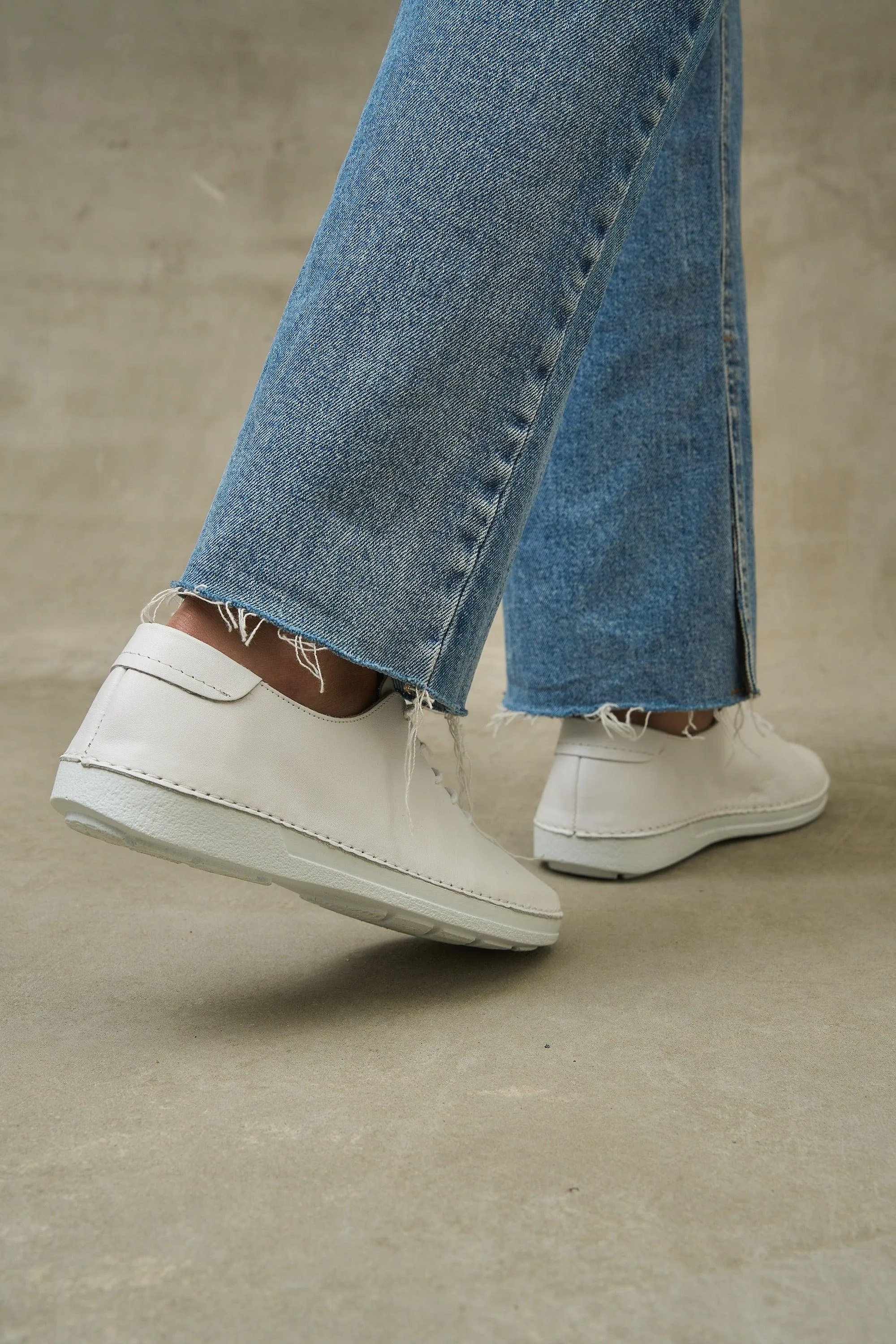 MAITE Sneakers - White