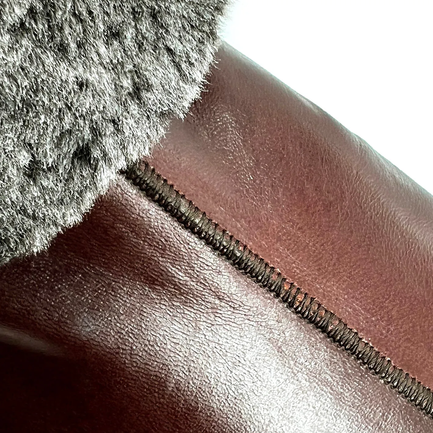 PATIQ CHESTNUT LEATHER / Sheepskin slippers